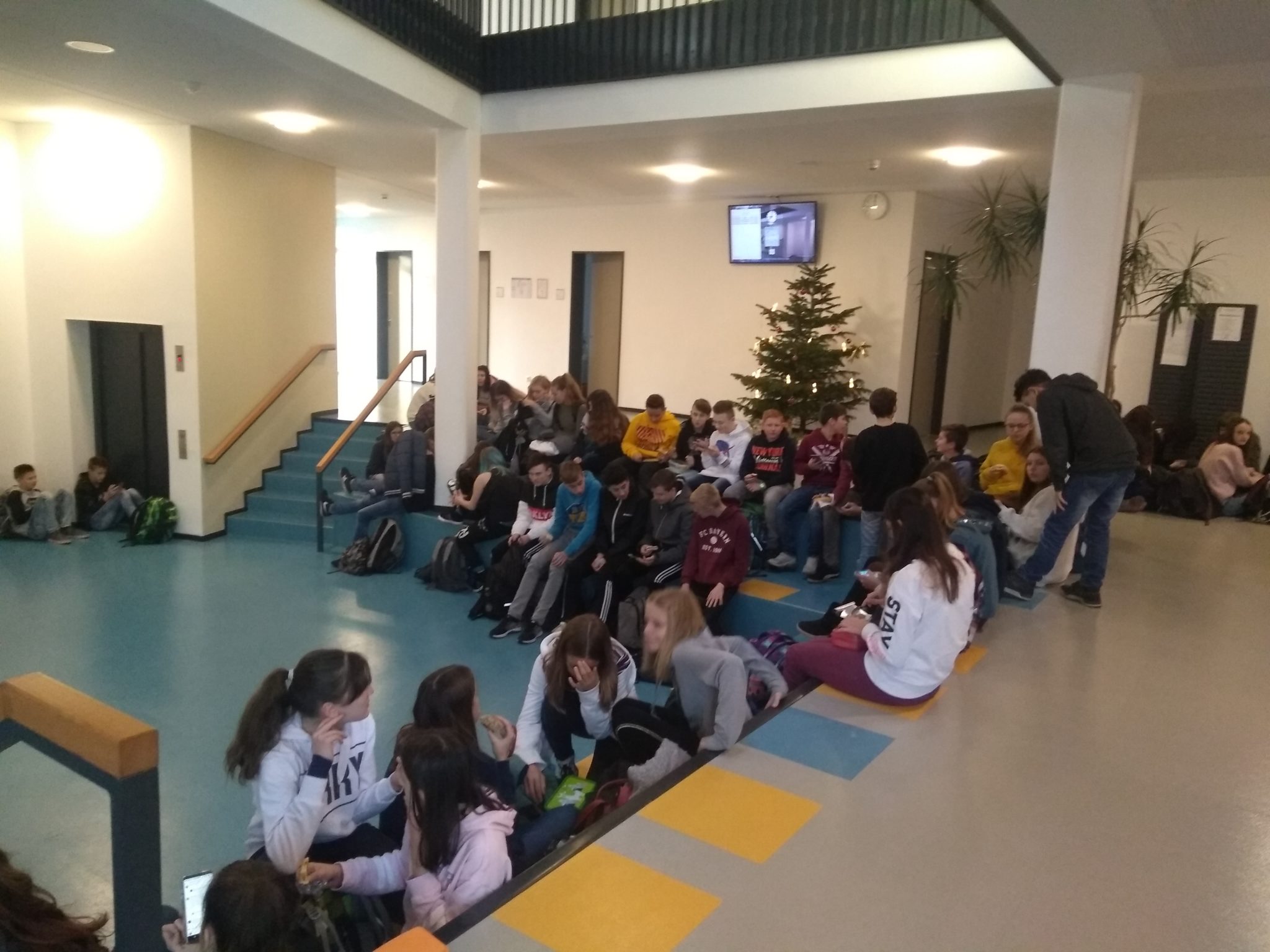 Unsere Schule von innen RobertReissOberschule Unsere Schule von innen RobertReissOberschule